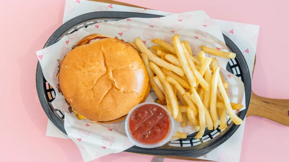 Kids Cheeseburger – Smashed patty, cheese, ketchup + side of fries.